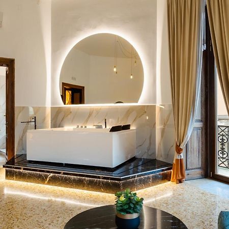 La Lepre Felice-Bovio Hotel Napoli Bagian luar foto
