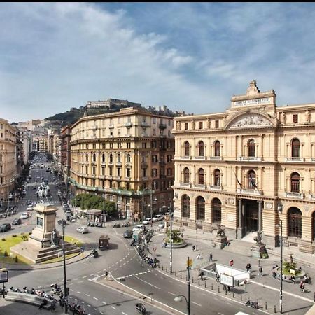 La Lepre Felice-Bovio Hotel Napoli Bagian luar foto