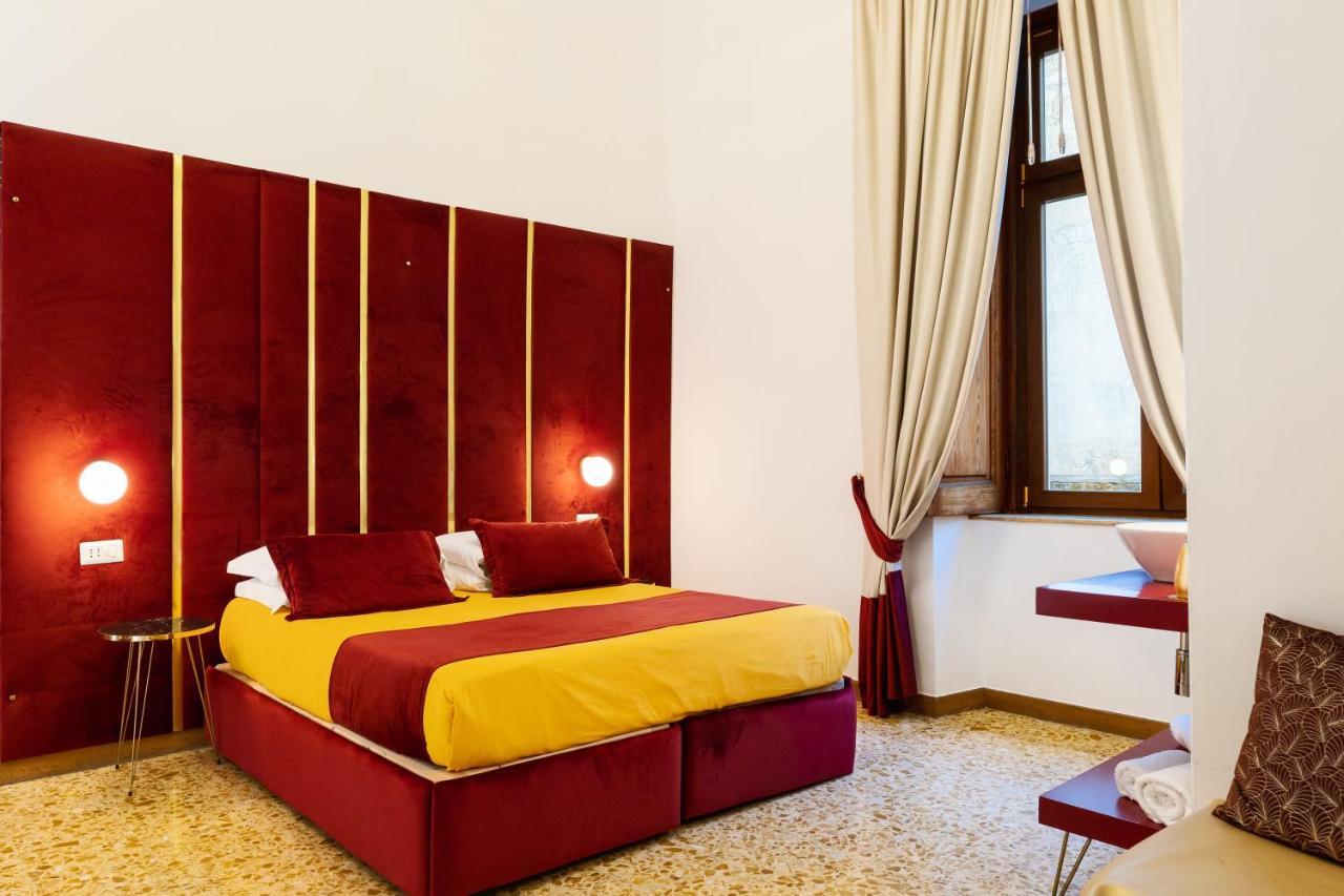La Lepre Felice-Bovio Hotel Napoli Bagian luar foto